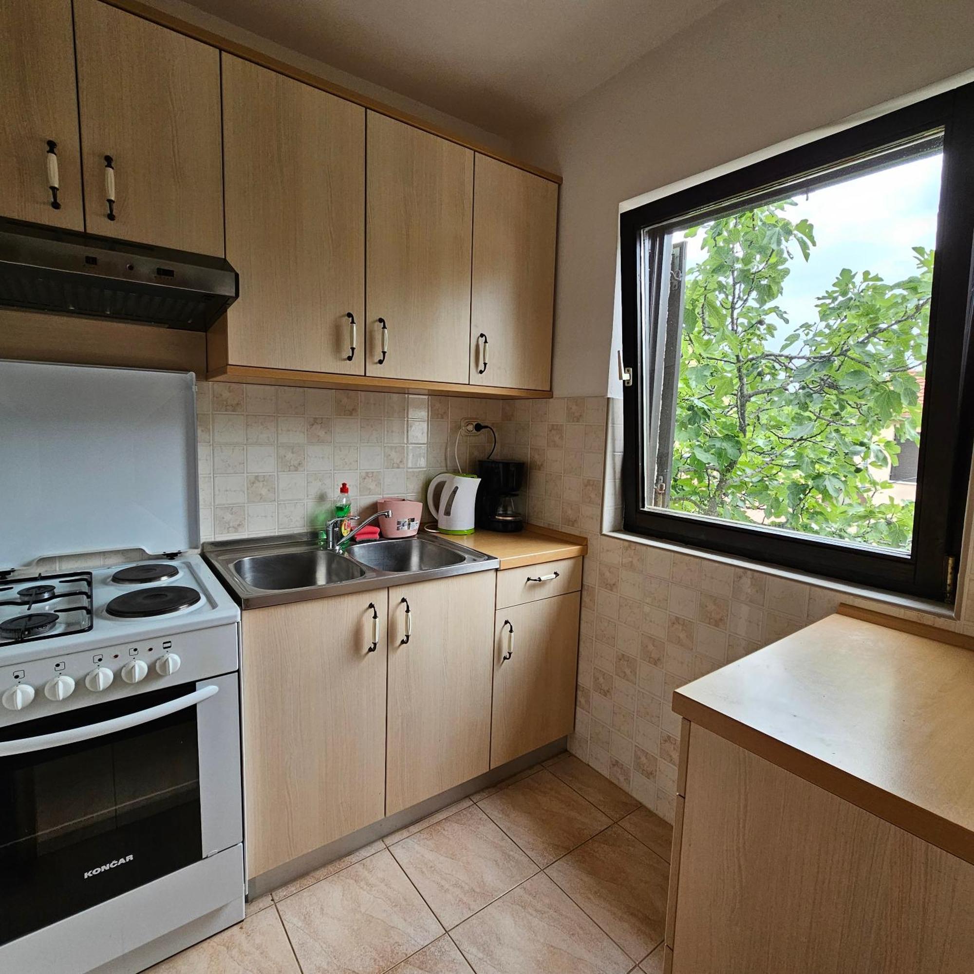 Apartman Agava Njivice Buitenkant foto