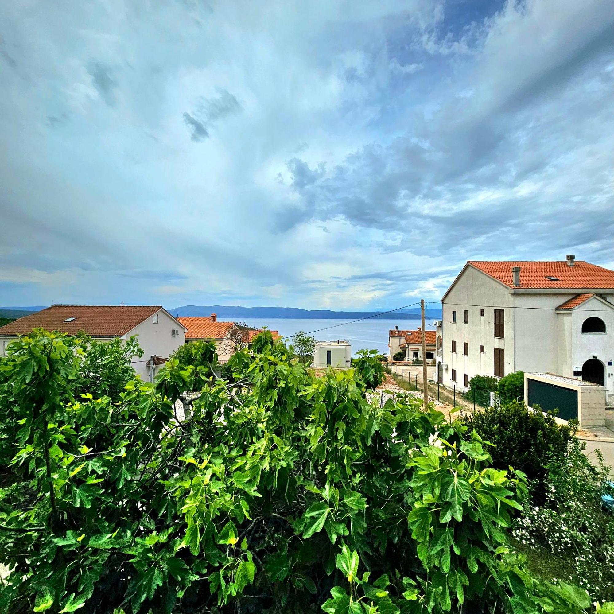 Apartman Agava Njivice Buitenkant foto