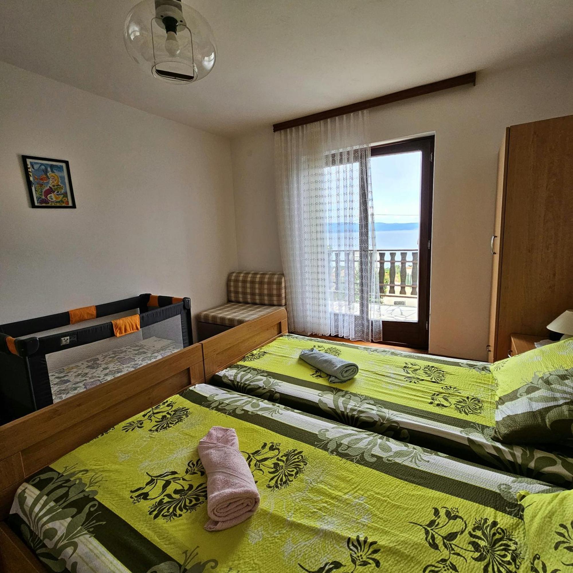 Apartman Agava Njivice Buitenkant foto