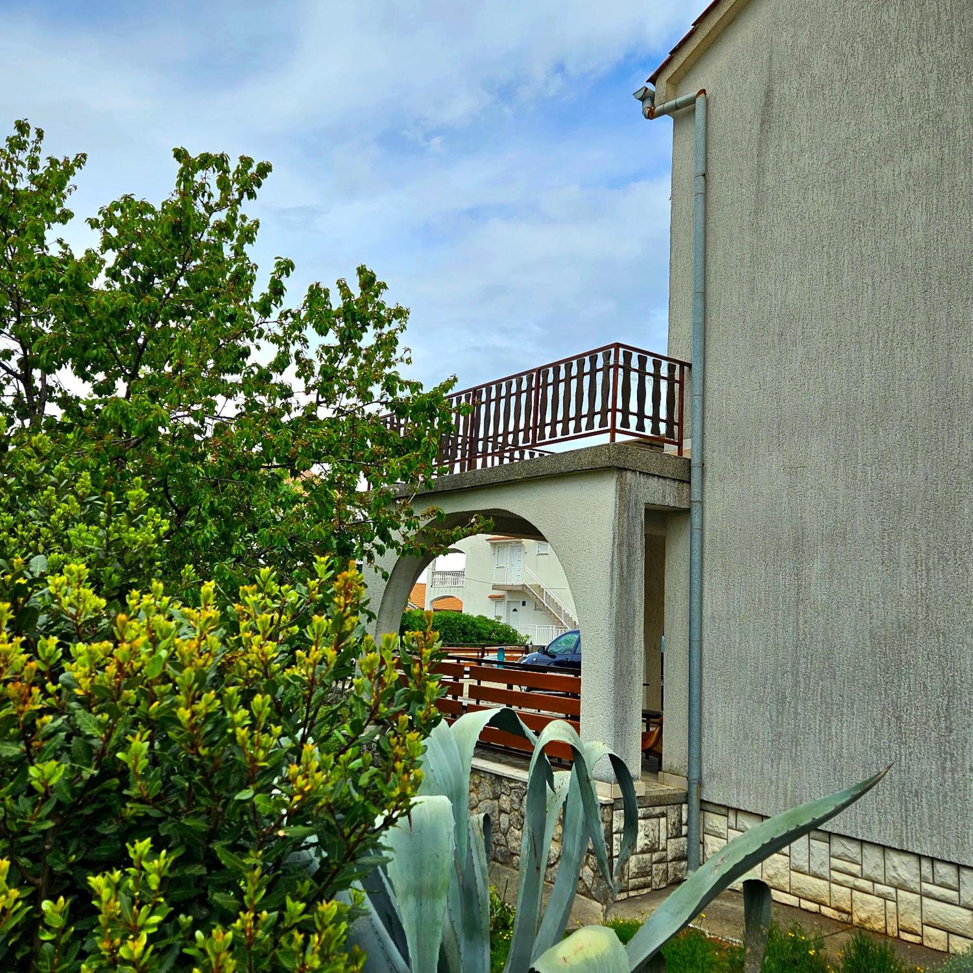 Apartman Agava Njivice Buitenkant foto